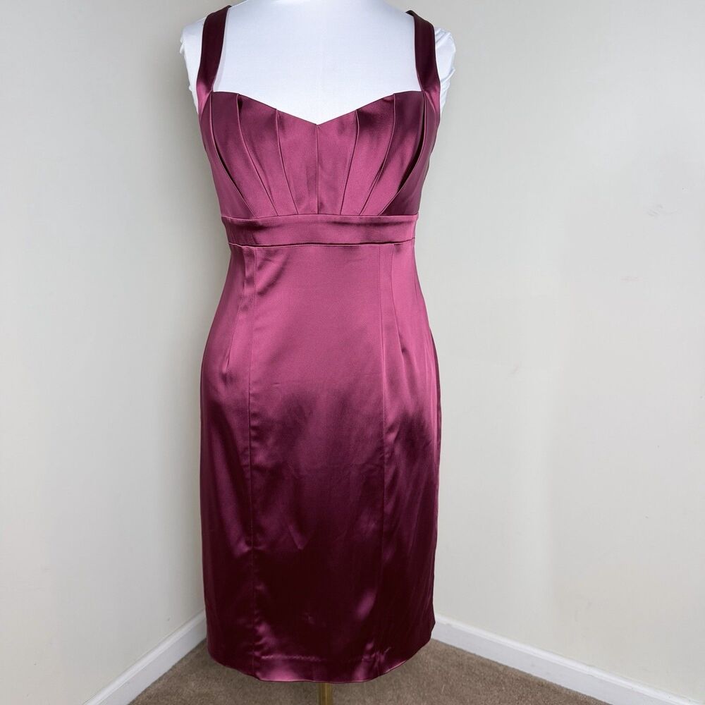 Calvin Klein Satin Sheath Dress  Elegant Cocktail / Formal sweetheart neckline